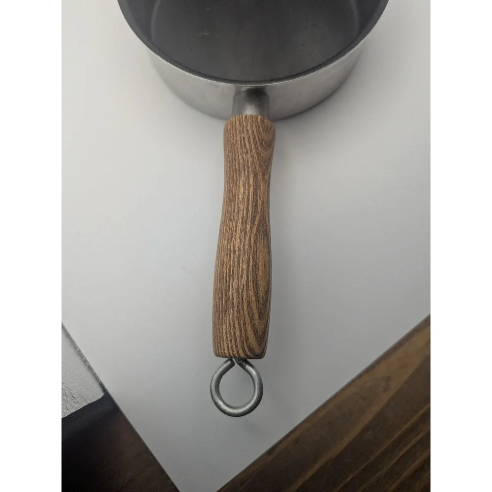 Vintage Mirro Sauce Pan Pot with Lid Aluminum Wood Handle 1 Quart 54221-1330‎